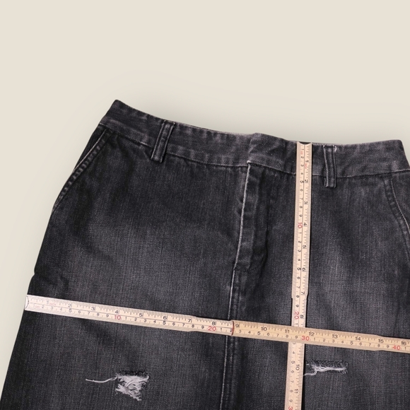 Banana Republic Denim Midi Skirt Women's Size 2 in Rinse Black Wash Distressed - Picture 8 of 10